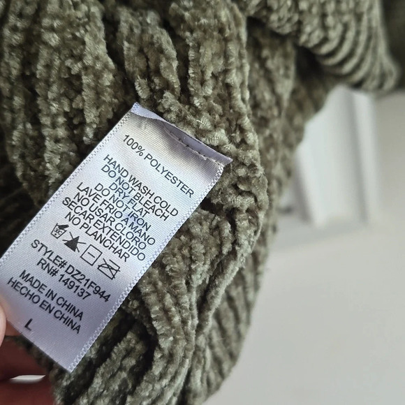 Double  Zero-Cozy knit Oversized drop shoulder sweater - Picture 6 of 7